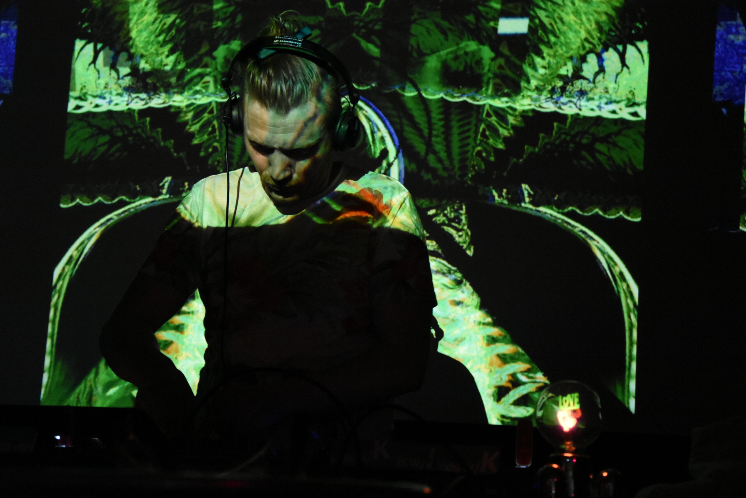 Spacecast_program-d_photoby_SteinBoon